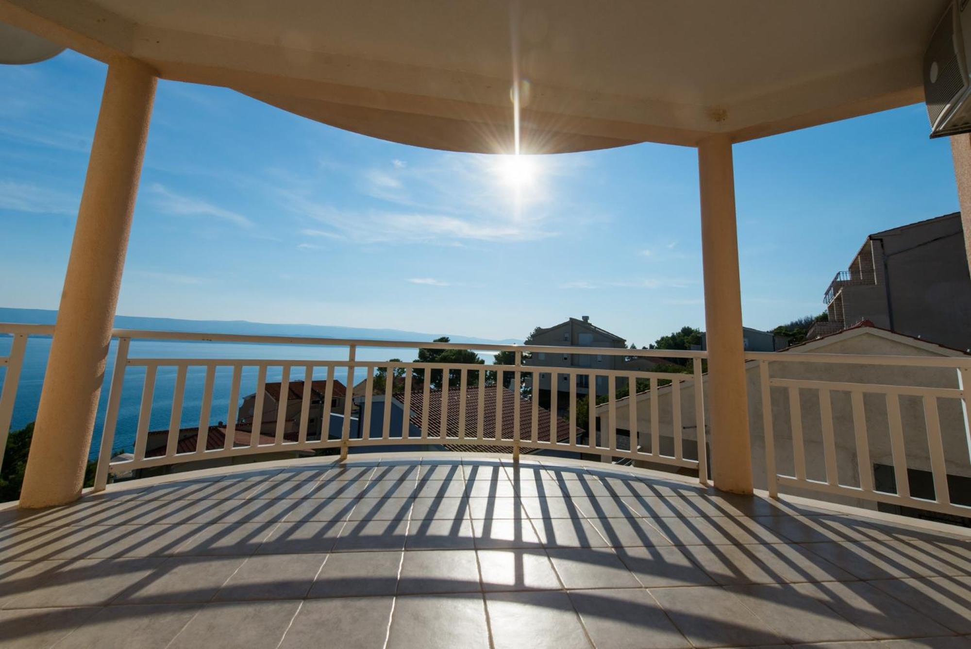 Bed And Breakfast Pero 3 Min Walk To The Beach Lokva Rogoznica Exterior foto